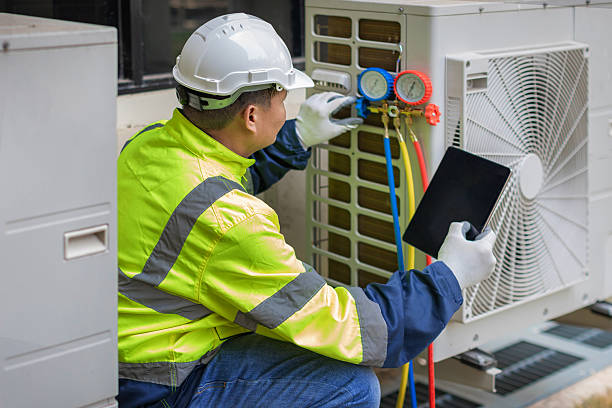 Professional Hvac technician working in Delmar, NY